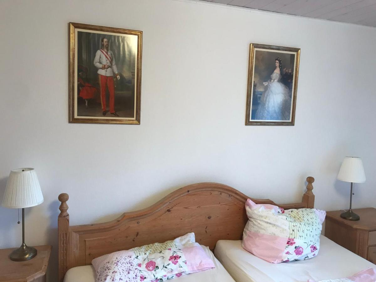 Cosy Apartment Bad Ischl In Quiet Residential Area - Newly Renovated Eksteriør bilde