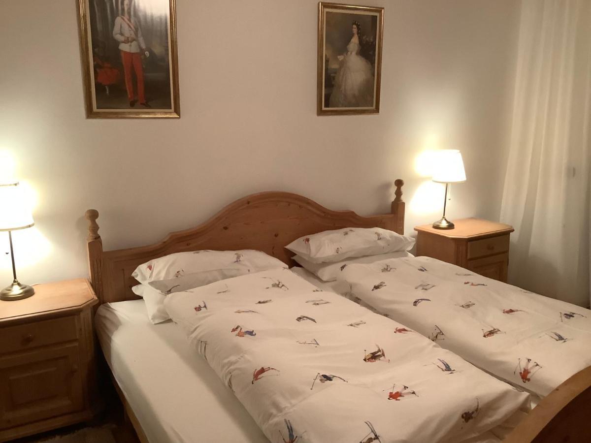 Cosy Apartment Bad Ischl In Quiet Residential Area - Newly Renovated Eksteriør bilde